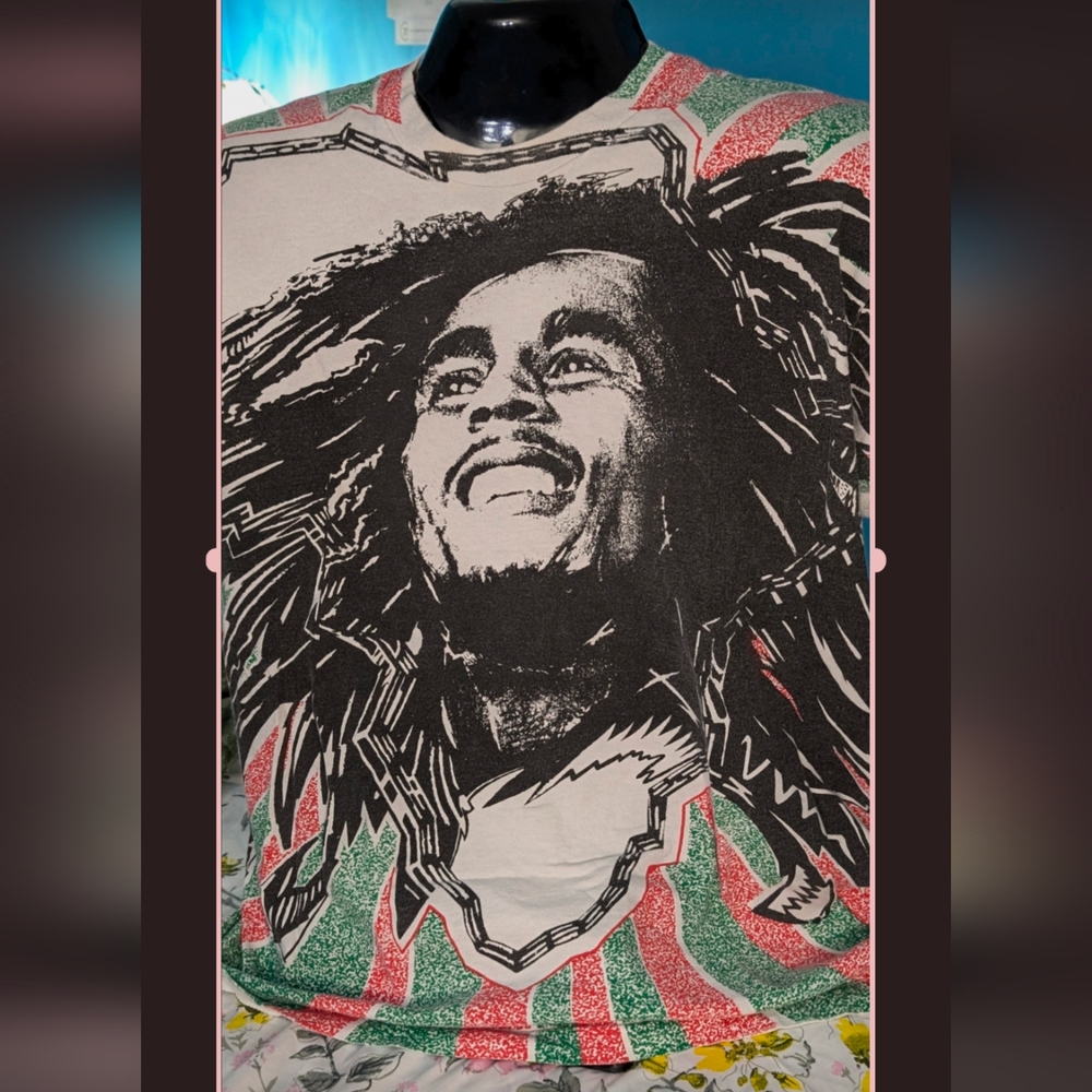 Graphic Art Print with Iconic Portrait